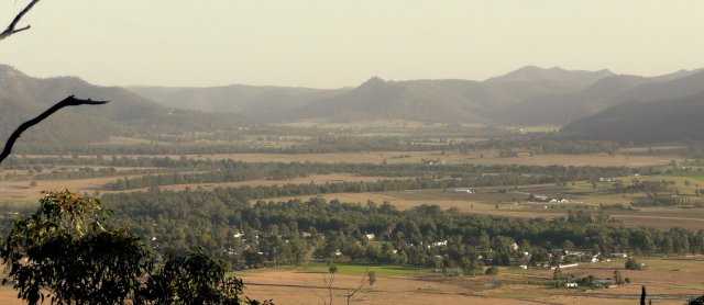 Hunter Valley near Bulga & Broke - 2014